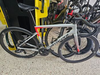 Used Specialized Specialized Tarmac SL 6 2022 2022 Road & Gravel