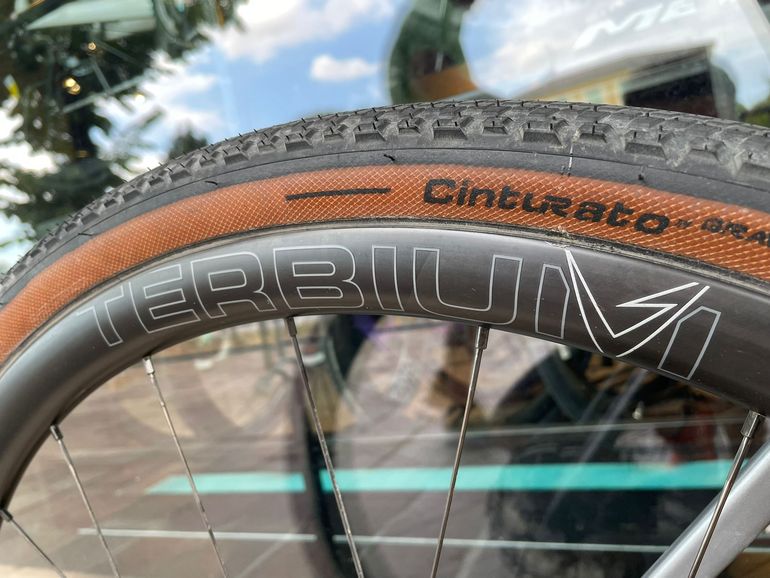 Bianchi Impulso PRO GRX 820 disc 2024 2024 Road & Gravel usato, Grigio chiaro — immagine 9 di 10