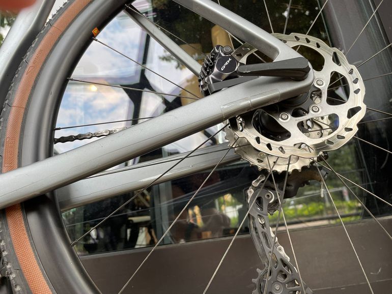 Bianchi Impulso PRO GRX 820 disc 2024 2024 Road & Gravel usato, Grigio chiaro — immagine 4 di 10