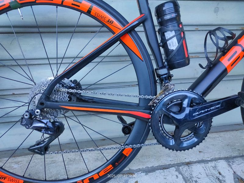 Used BMC ROAD MACHINE01 2018 Road & Gravel, Black — image 2 of 18