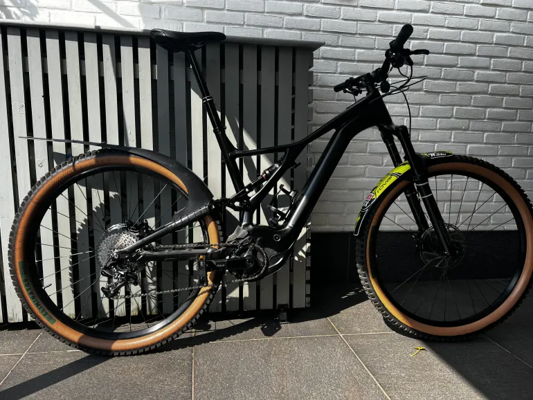 Used Specialized Men's Turbo Levo Comp 2019 Mountainbike, Black — image 1 of 7