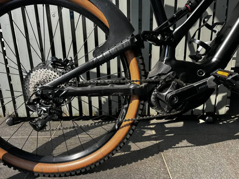 Used Specialized Men's Turbo Levo Comp 2019 Mountainbike, Black — image 2 of 7