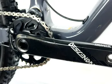 Used Cannondale Trigger 2 2018 2018 Mountainbike, Light Gray, 27.5 — image 8 of 10