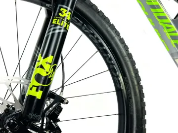 Used Cannondale Trigger 2 2018 2018 Mountainbike, Light Gray, 27.5 — image 5 of 10