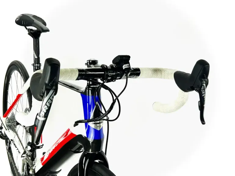 Used Fantic Fantic Passo Giau Road E-Bike 11-Speed SRAM Force 22 Pounds! Size: Large MSRP:$5,000 2019 Road & Gravel, Red — image 3 of 9
