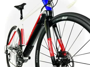 Used Fantic Fantic Passo Giau Road E-Bike 11-Speed SRAM Force 22 Pounds! Size: Large MSRP:$5,000 2019 Road & Gravel, Red — image 9 of 9