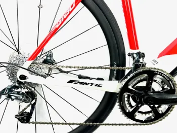 Used Fantic Fantic Passo Giau Road E-Bike 11-Speed SRAM Force 22 Pounds! Size: Large MSRP:$5,000 2019 Road & Gravel, Red — image 4 of 9