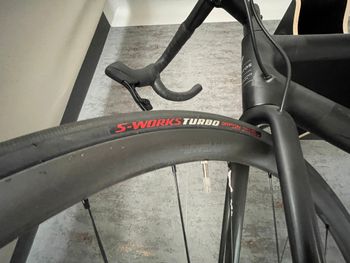 Used Specialized Aethos Pro - SRAM Force eTap AXS 2023 2023 Road & Gravel, Black — image 12 of 13