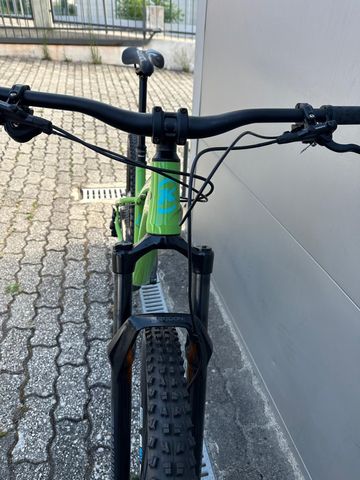Gebrauchtes Kona Honzo Shimano Deore XT 2025 Mountainbike, Grün — Bild 2 von 6
