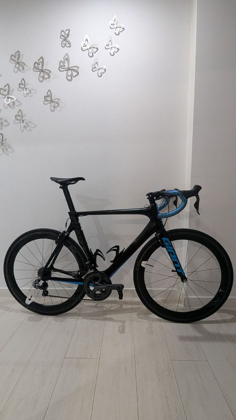 Used Giant Propel Advanced Pro 0 2016 2016 Road & Gravel, Black — image 1 of 9