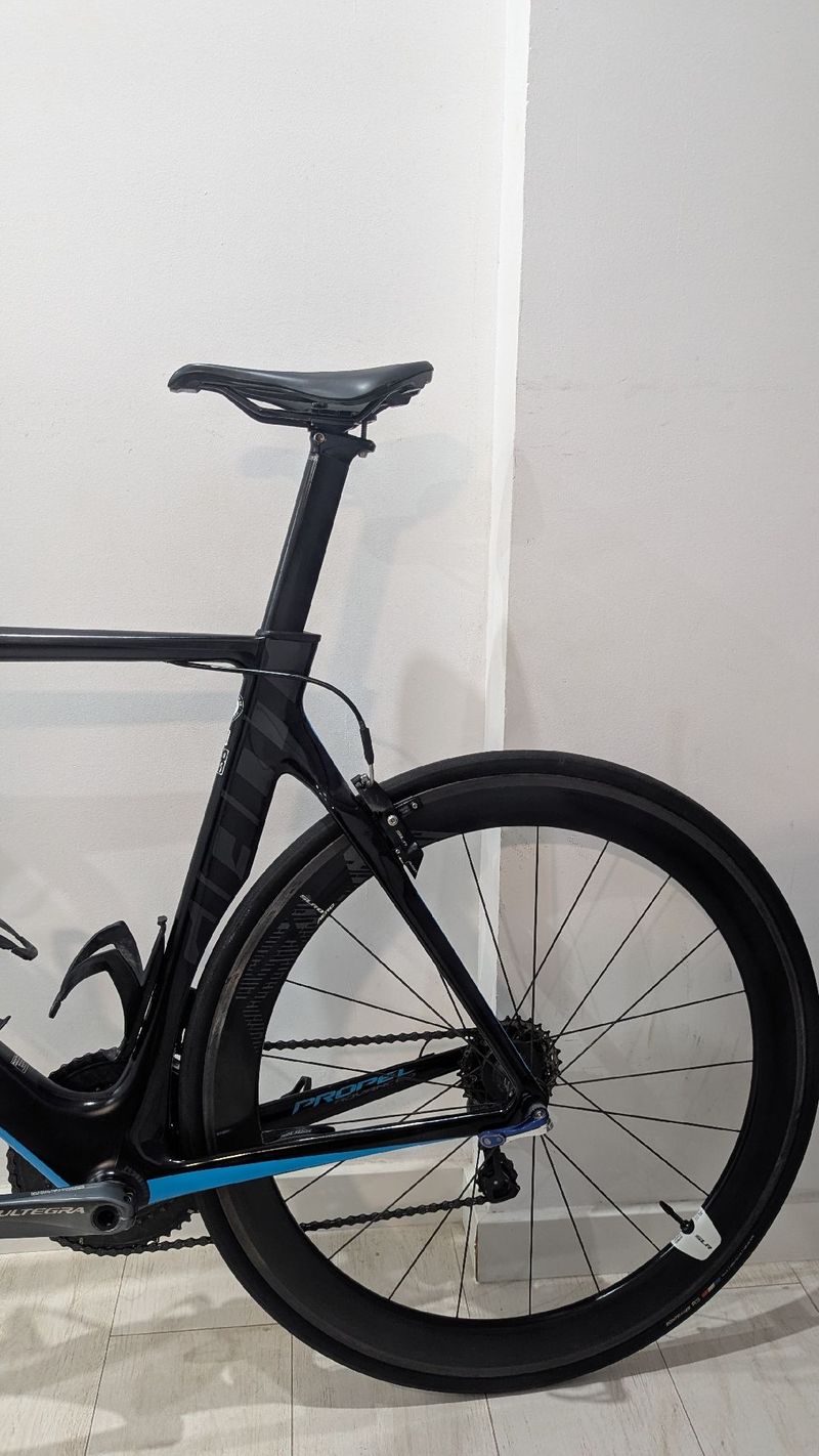 Used Giant Propel Advanced Pro 0 2016 2016 Road & Gravel, Black — image 8 of 9