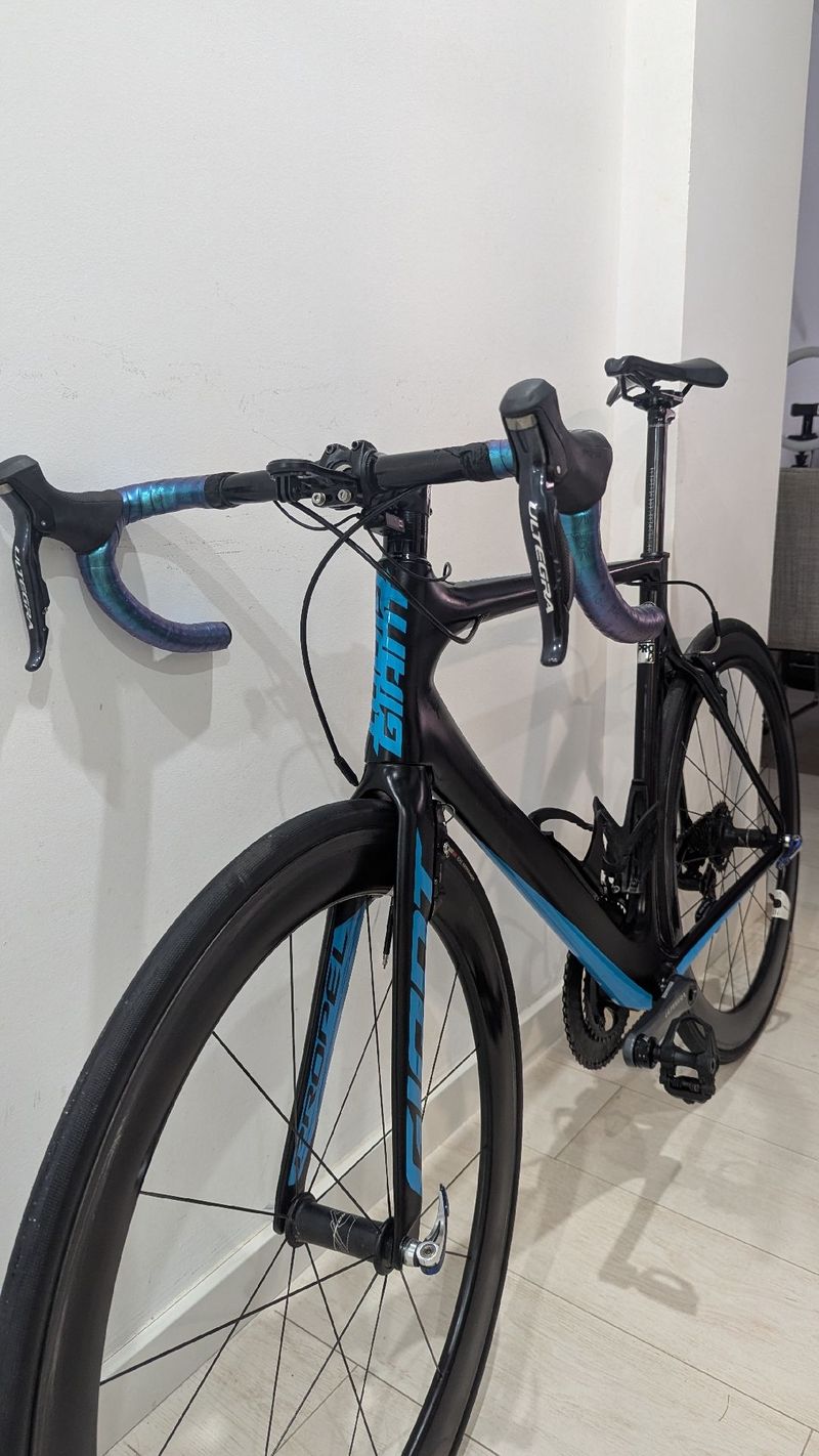 Used Giant Propel Advanced Pro 0 2016 2016 Road & Gravel, Black — image 6 of 9