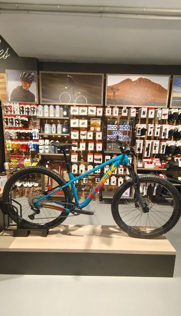 Gebrauchtes Trek Roscoe 7 2022 2022 Mountainbike, Blau — Bild 1 von 8