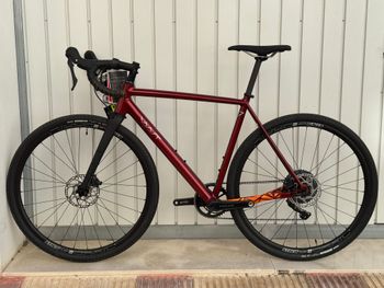 Used Vaast A/1 GRX 700c 2023 2023 Road & Gravel, Rot — image 8 of 8