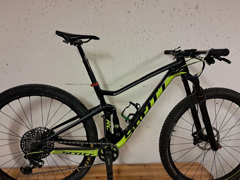 Used Scott Spark RC 2017 Mountainbike, Black, 29 — image 4 of 6