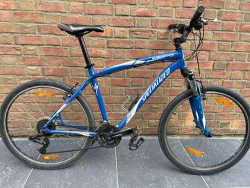 Specialized Hardrock Sport 2009 2009 Mountainbike usato, Blu — immagine 4 di 5