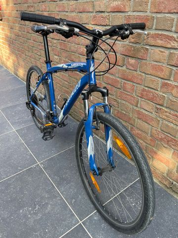 Specialized Hardrock Sport 2009 2009 Mountainbike usato, Blu — immagine 3 di 5