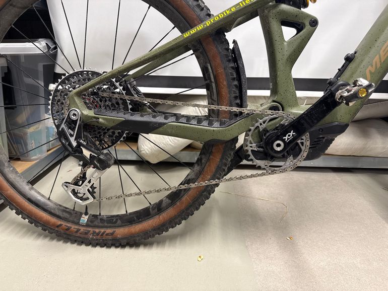 Used Merida eONE-SIXTY 10K 2025 2025 Mountainbike, Green, 29 — image 3 of 7