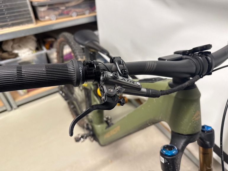 Used Merida eONE-SIXTY 10K 2025 2025 Mountainbike, Green, 29 — image 5 of 7