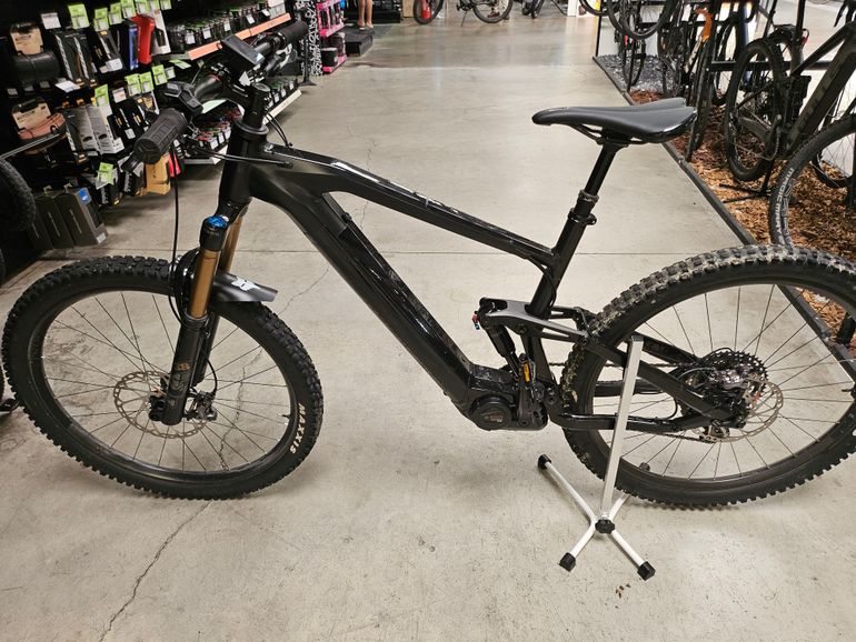 Used Moustache Samedi Game Shimano Deore XT 2024 Mountainbike — image 2 of 3