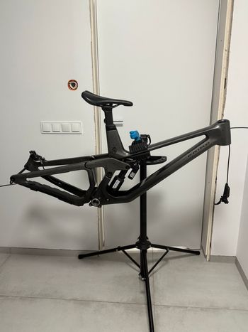 Prime Rocket 2024 Mountainbike d'occasion — image 1 sur 6