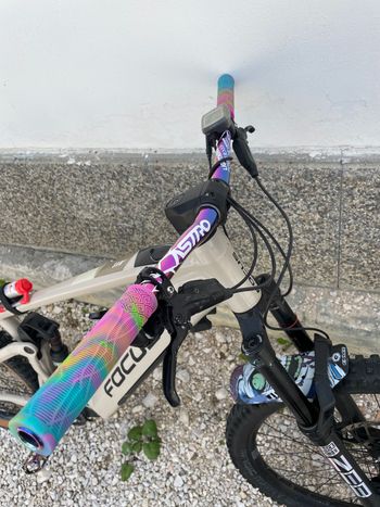 Used Focus SAM² 6.8 2022 2022 Mountainbike, White, 29 — image 6 of 9
