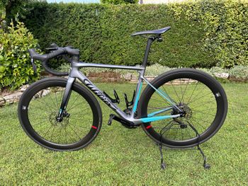 Used Wilier 0 SL SHIMANO 105 Di2 2024 2024 Road & Gravel, Light Gray — image 2 of 9