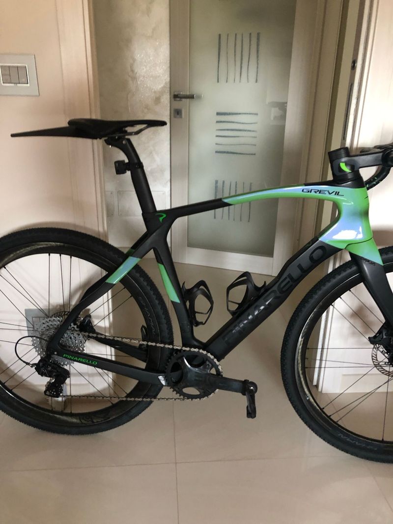 Tweedehands Pinarello GREVIL F EKAR 2023 2023 Road & Gravel