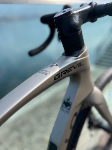 Used Pinarello Grevil Shimano GRX 2024 Road & Gravel, Light Gray — image 7 of 7