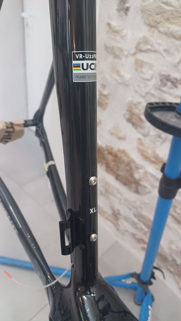 Used Van rysel Rcr Pro 2024 Road & Gravel, Light Gray — image 5 of 6