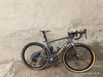 Used Lobito GV08 2024 Road & Gravel, Light Gray — image 2 of 17