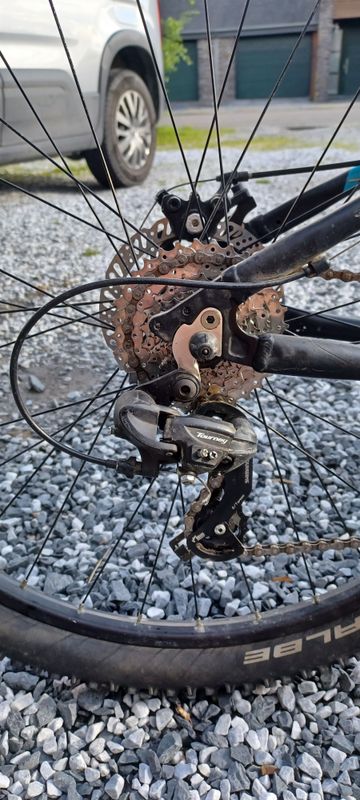 Used Trek Marlin 5 2017 2017 Mountainbike, Black — image 9 of 10