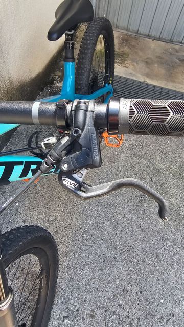 Trek Fuel EX 9.7 2020 2020 Mountainbike usato, Blu — immagine 4 di 9