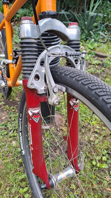 Używany Voodoo Bizango 1997 1997 Mountainbike — zdjęcie 5 z 6