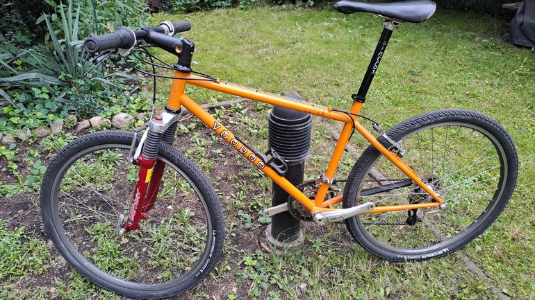 Używany Voodoo Bizango 1997 1997 Mountainbike — zdjęcie 2 z 6