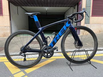 Brugt Trek Madone SL 7 2022 2022 Road & Gravel