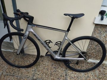 Gebrauchtes Scott Addict 30 2024 2024 Road & Gravel, Hellgrau — Bild 2 von 3