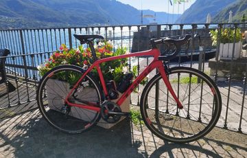 Used Trek Domane SL 6 Pro 2017 2017 Road & Gravel, Red — image 4 of 4