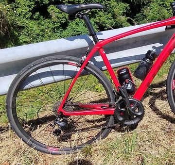Used Trek Domane SL 6 Pro 2017 2017 Road & Gravel, Red — image 3 of 4