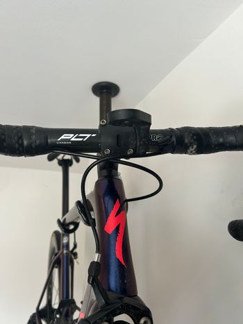 Used Specialized Tarmac S-works SL6 2019 Road & Gravel, Purple — image 3 of 8