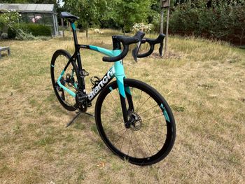 Used Bianchi Oltre XR4 Ultegra Di2 2021 2021 Road & Gravel, Schwarz — image 19 of 20