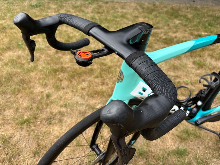 Used Bianchi Oltre XR4 Ultegra Di2 2021 2021 Road & Gravel, Schwarz — image 4 of 20