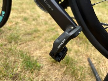 Used Bianchi Oltre XR4 Ultegra Di2 2021 2021 Road & Gravel, Schwarz — image 10 of 20