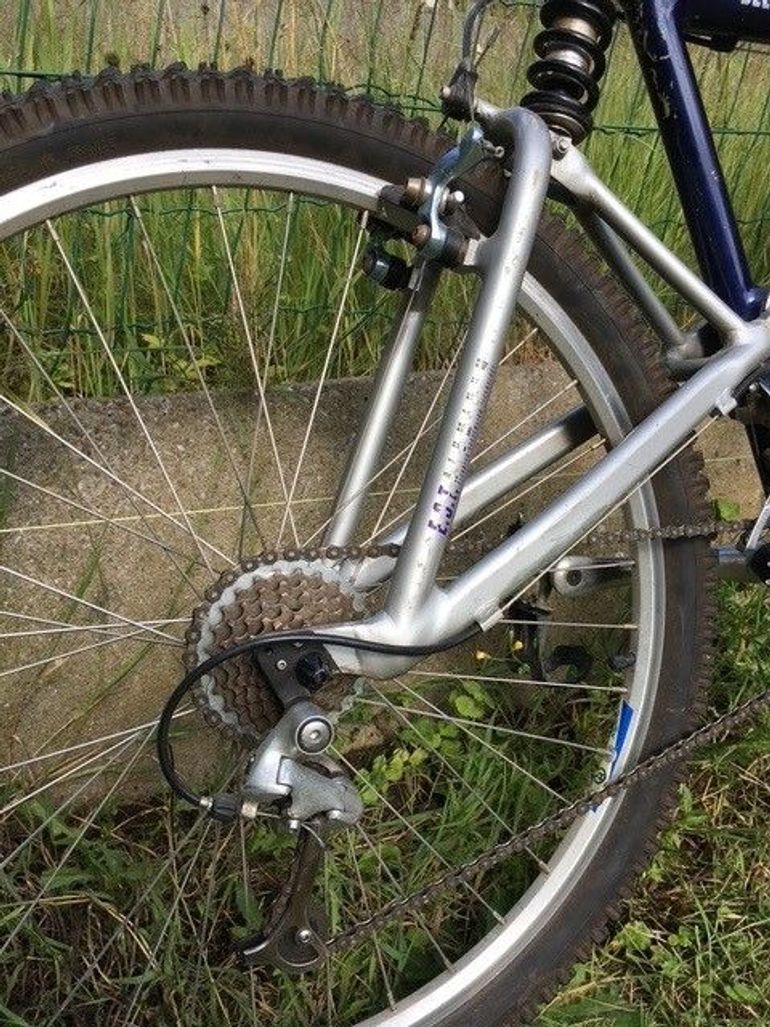 Used Cannondale Delta V 2000 1993 1993 Mountainbike, Blue, 26 — image 8 of 20