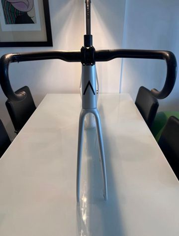 Tweedehands Aurum Magma 2024 Road & Gravel — afbeelding 3 van 4