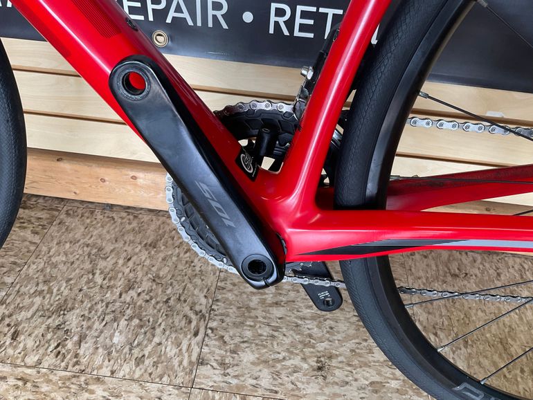 Used BMC Roadmachine Shimano 105 Di2 2018 Road & Gravel, Red — image 7 of 14