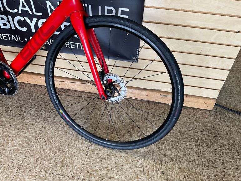 Used BMC Roadmachine Shimano 105 Di2 2018 Road & Gravel, Red — image 11 of 14