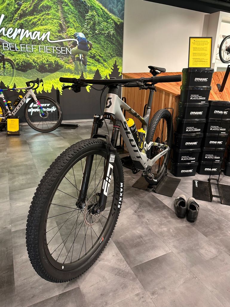 Used Scott Spark RC World Cup (EU) 2024 2024 Mountainbike — image 3 of 3