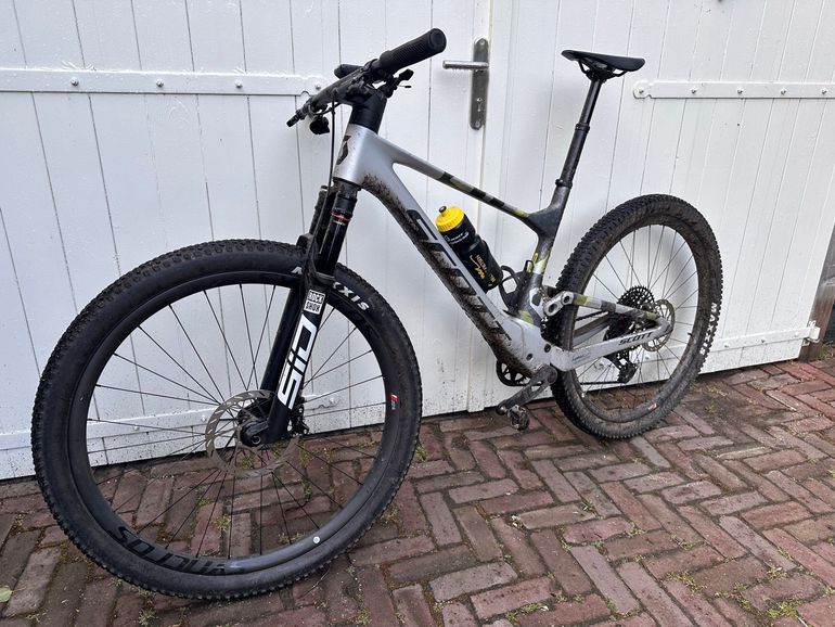 Used Scott Spark RC World Cup (EU) 2024 2024 Mountainbike — image 1 of 3
