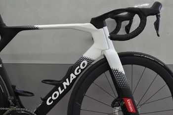 Used Colnago Y1RS Disc 2025 Tadej Pogacar 2026 Road & Gravel, Weiß — image 3 of 4